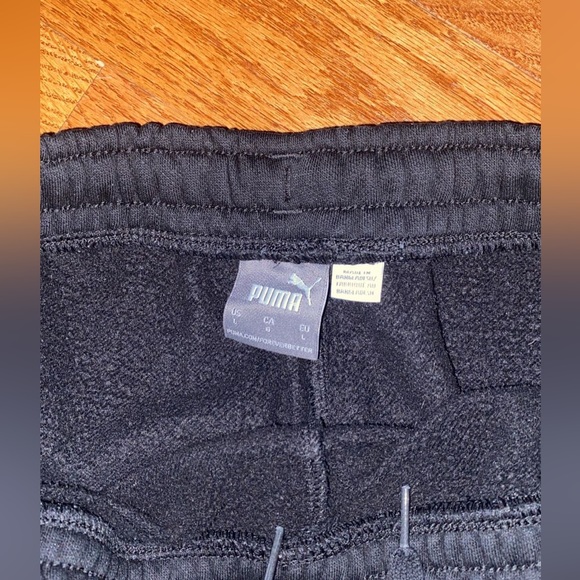 PUMA black sweatpants - Picture 2 of 3